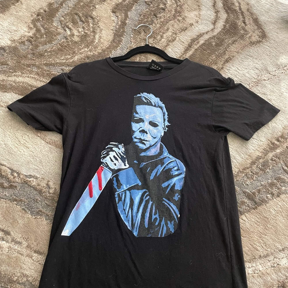 Black and Blue Artistic Short Sleeve Tee